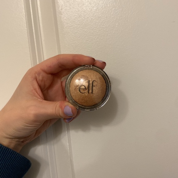 Liquid eyeshadow and highlighter - Picture 4 of 4